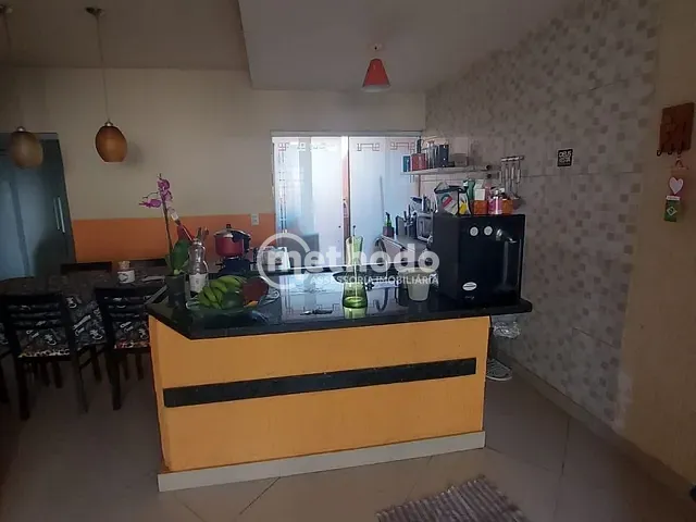 Casa com 480m² 3 quartos e 2 banheiros, à venda, no bairro Parque das Universidades em Campinas