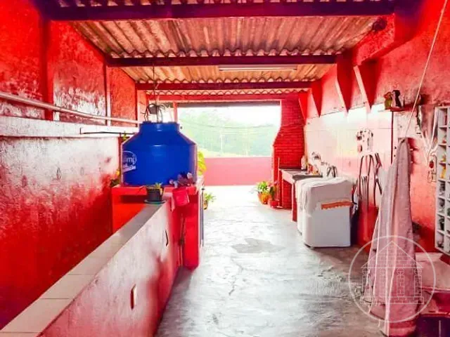 Casa com 200m² 2 quartos e 2 banheiros, à venda, no bairro Jardim Iporã em São Paulo