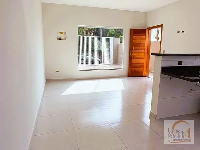 Casa com 150m² 2 quartos e 2 banheiros, à venda, no bairro Jardim Santo Antônio em Atibaia