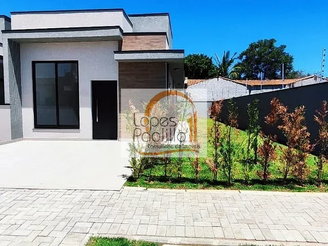 Casa com 228m² 3 quartos e 2 banheiros, à venda, no bairro Caetetuba em Atibaia