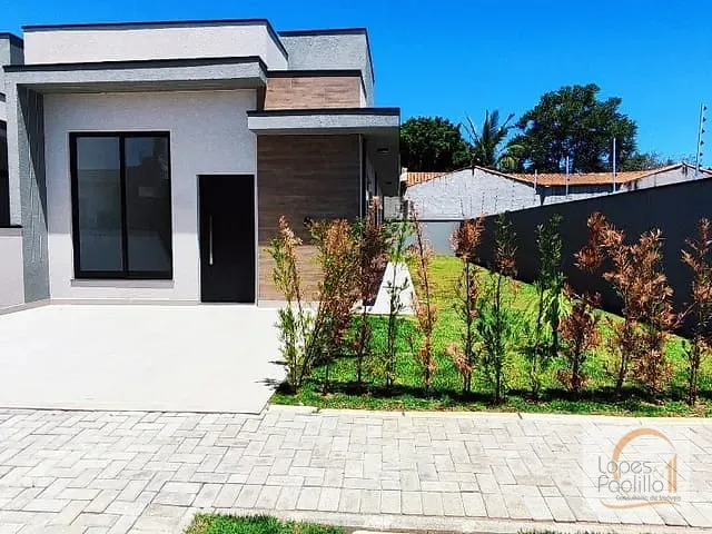 Casa com 228m² 3 quartos e 2 banheiros, à venda, no bairro Caetetuba em Atibaia