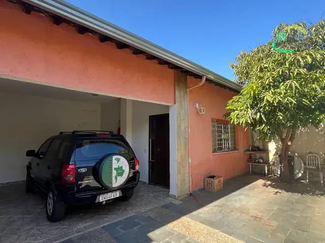 Casa 4 quartos e 3 banheiros, à venda, no bairro Jardim Nilópolis em Campinas