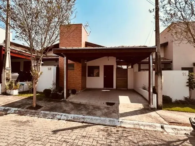 Casa com 115m² 3 quartos e 2 banheiros, à venda, no bairro Barreiro em Taubaté