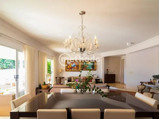 Casa com 755m² 4 quartos e 3 banheiros, à venda, no bairro Loteamento Alphaville Campinas em Campinas