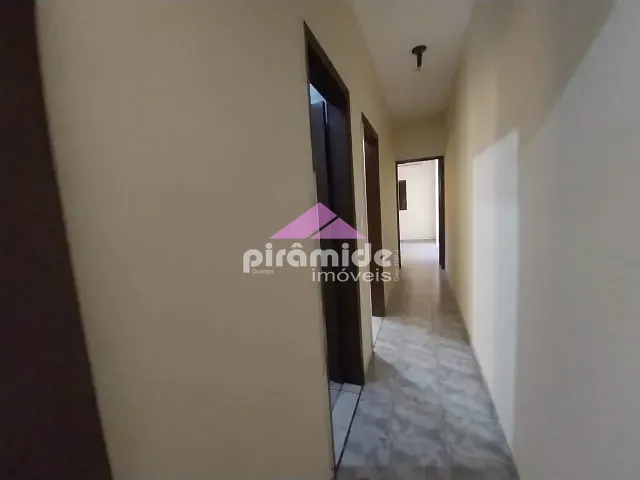 Casa 2 quartos e 1 banheiro, para alugar, no bairro Loteamento Residencial Vista Linda em São José dos Campos