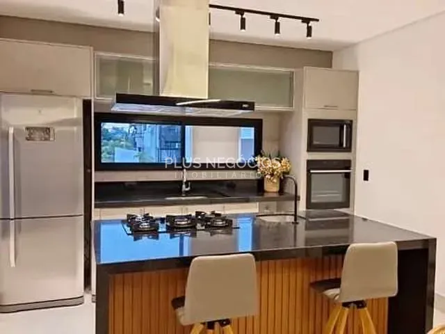 Casa com 310m² 4 quartos e 6 banheiros, à venda, no bairro Green Valley em Votorantim