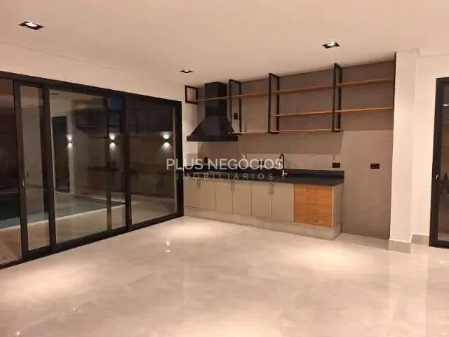 Casa com 310m² 4 quartos e 6 banheiros, à venda, no bairro Green Valley em Votorantim