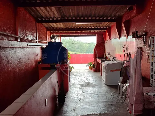 Casa com 200m² 2 quartos e 2 banheiros, à venda, no bairro Jardim Iporã em São Paulo