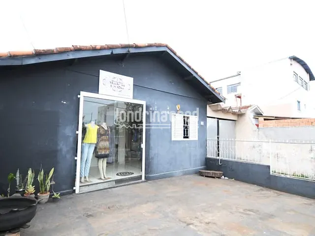 Casa com 200m², à venda, no bairro Conjunto Habitacional Violim em Londrina