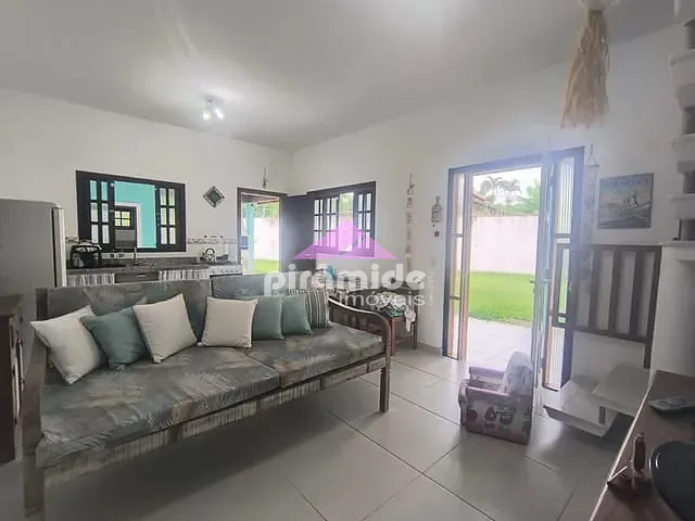 Casa com 650m² 3 quartos e 1 banheiro, à venda, no bairro Massaguaçu em Caraguatatuba