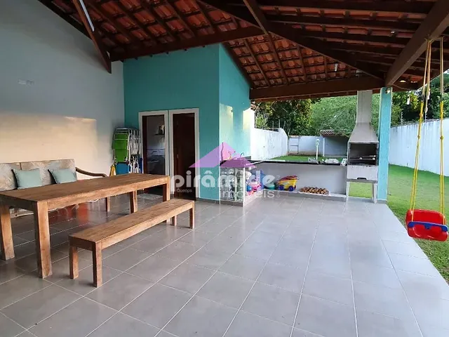 Casa com 650m² 3 quartos e 1 banheiro, à venda, no bairro Massaguaçu em Caraguatatuba