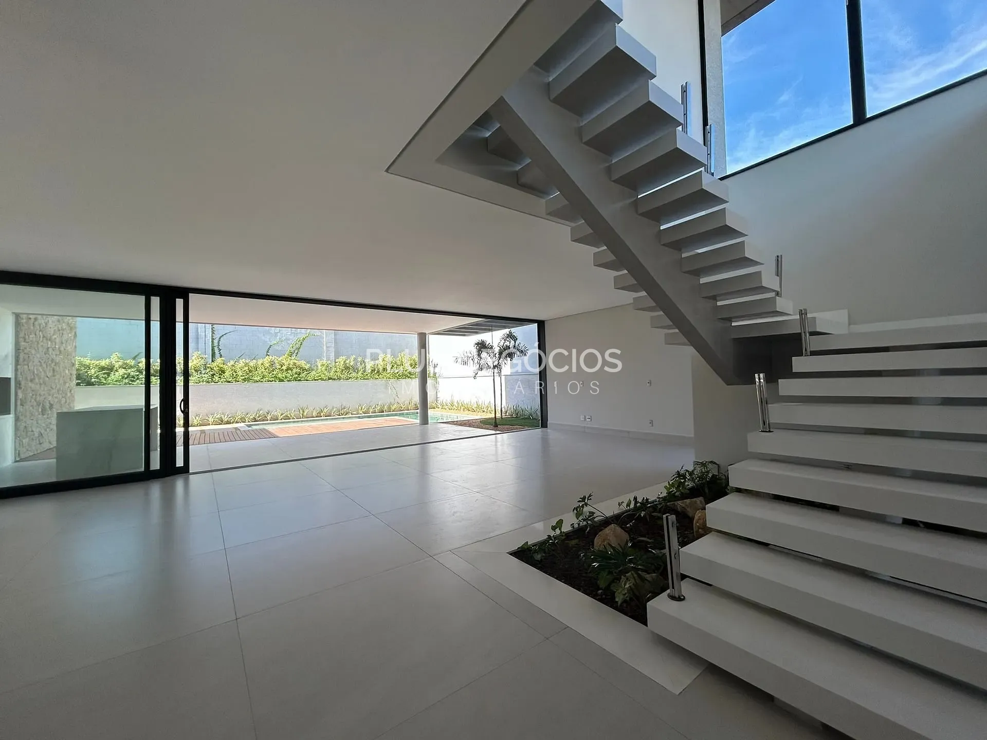 Casa, 4 quartos, 358 m² - Foto 4