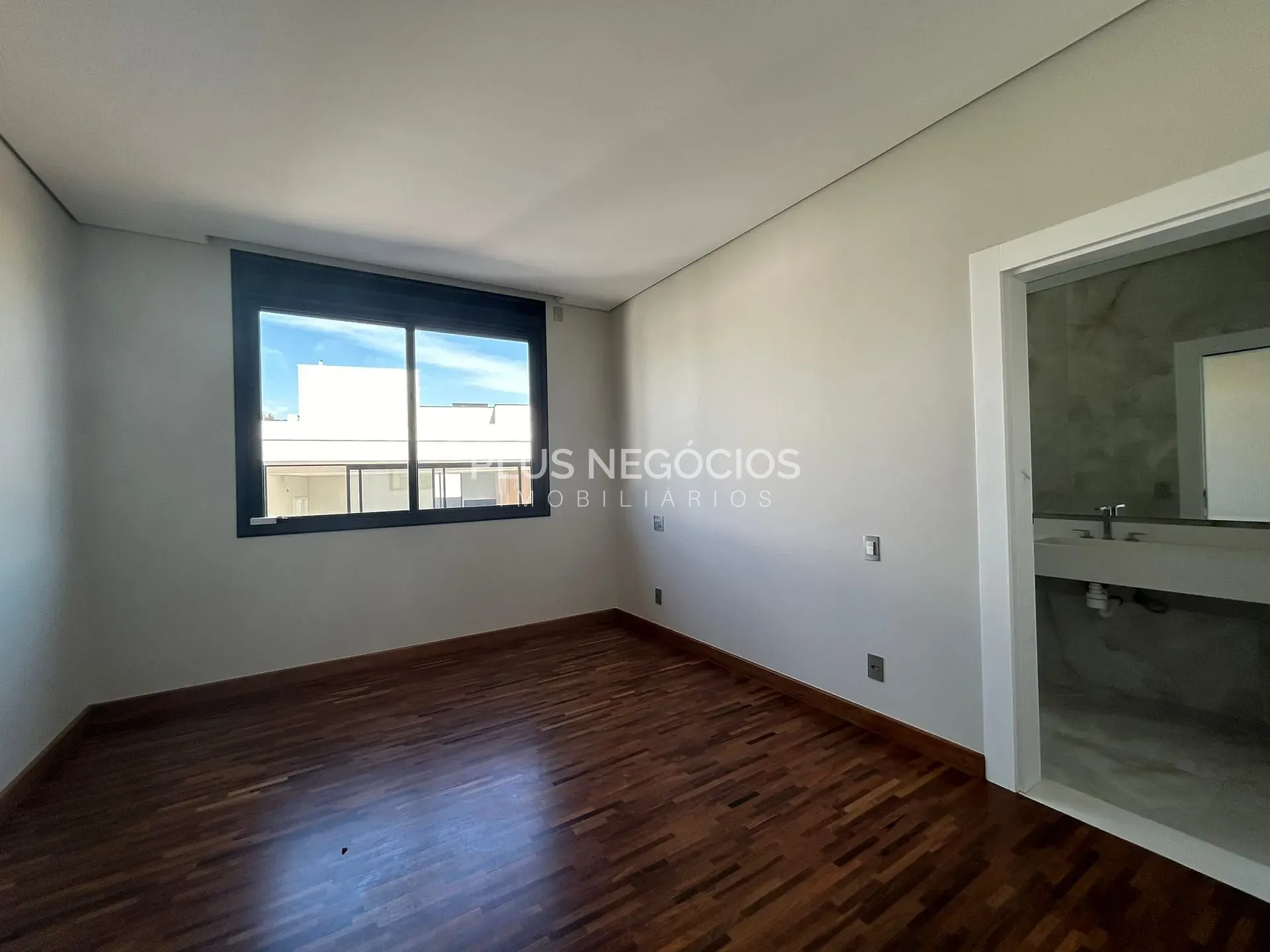 Casa, 4 quartos, 358 m² - Foto 29