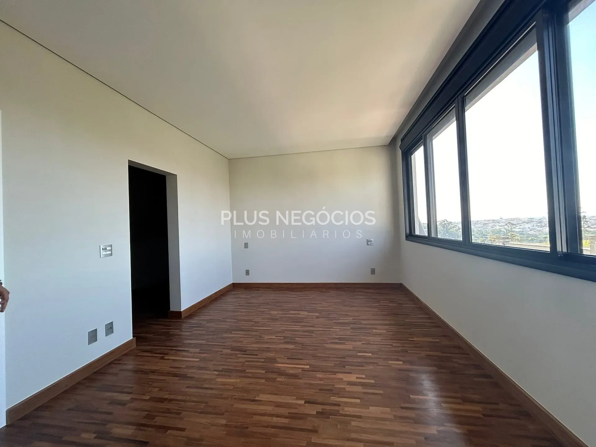Casa, 4 quartos, 358 m² - Foto 35