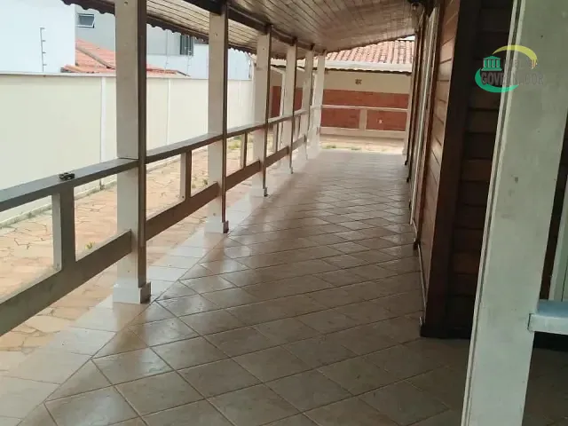 Casa 3 quartos e 2 banheiros, à venda ou para alugar, no bairro Parque das Universidades em Campinas