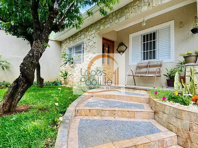 Casa com 350m² 2 quartos e 2 banheiros, à venda, no bairro Atibaia Jardim em Atibaia