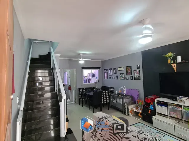 Casa com 90m² 2 quartos e 3 banheiros, à venda, no bairro Vila Guilhermina em São Paulo