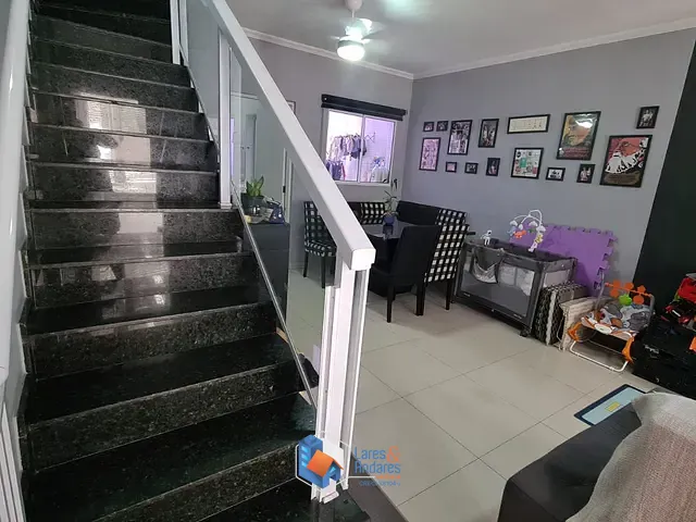 Casa com 90m² 2 quartos e 3 banheiros, à venda, no bairro Vila Guilhermina em São Paulo