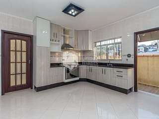 Foto do Casa-Casa tipo para venda em Parque São Domingos com 3 quartos, sendo 1 suíte, 167m²