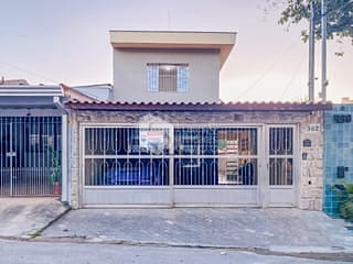 Foto do Casa-Casa tipo para venda em Parque São Domingos com 3 quartos, sendo 1 suíte, 167m²