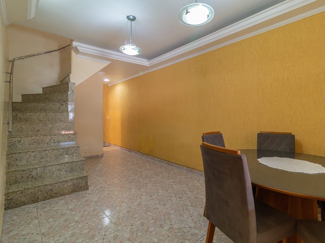 Casa com 131m² 3 quartos e 2 banheiros, à venda, no bairro Jardim Sabará em São Paulo