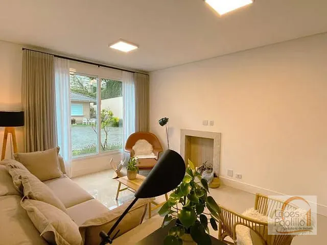 Casa com 420m² 4 quartos e 5 banheiros, à venda, no bairro Cidade Satélite em Atibaia
