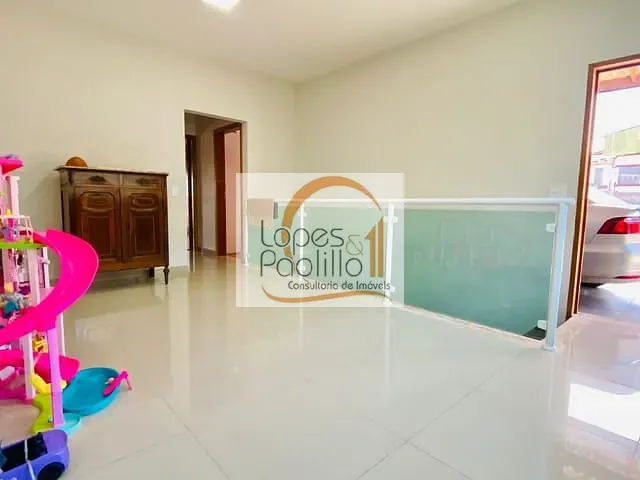 Casa com 300m² 2 quartos e 4 banheiros, à venda, no bairro Parque Fernão Dias em Atibaia