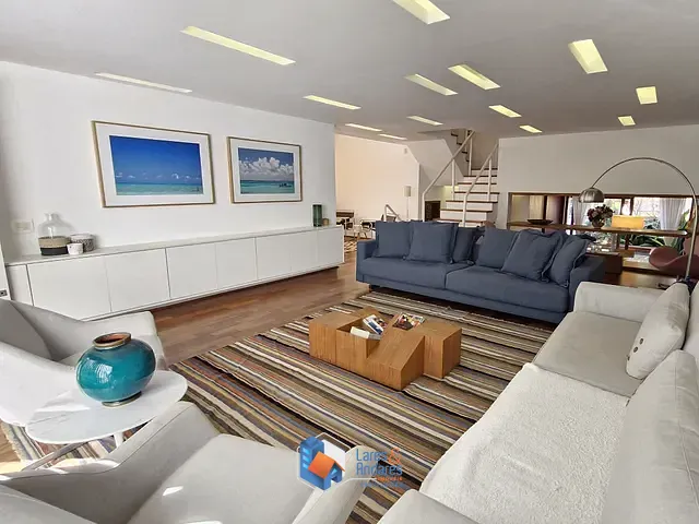 Casa com 500m² 3 quartos e 6 banheiros, à venda, no bairro Jardim Prudência em São Paulo