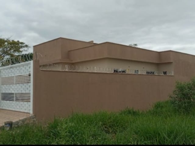 Casa com 250m² 3 quartos e 2 banheiros, à venda, no bairro Vitória Vale III em Pindamonhangaba