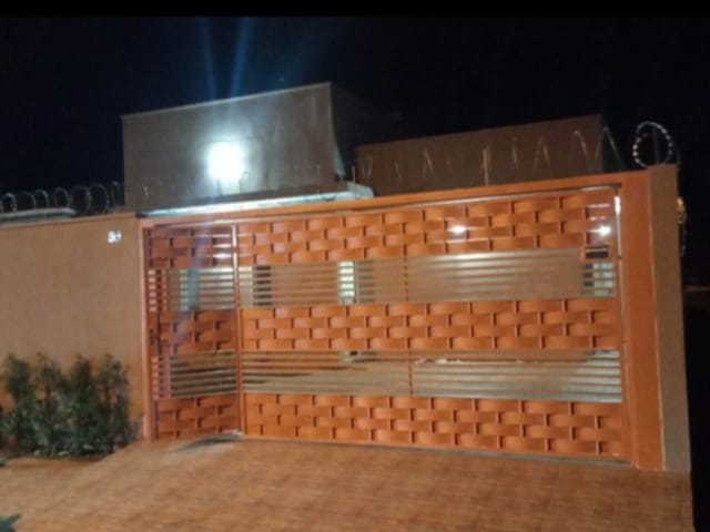 Casa com 250m² 3 quartos e 2 banheiros, à venda, no bairro Vitória Vale III em Pindamonhangaba