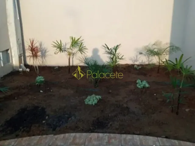 Casa com 250m² 3 quartos e 2 banheiros, à venda, no bairro Vitória Vale III em Pindamonhangaba
