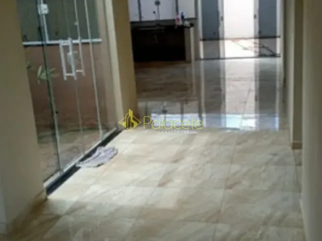 Casa com 250m² 3 quartos e 2 banheiros, à venda, no bairro Vitória Vale III em Pindamonhangaba