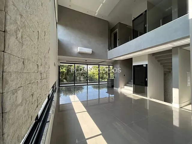 Casa com 411m² 4 quartos e 5 banheiros, à venda, no bairro Alphaville Nova Esplanada em Votorantim