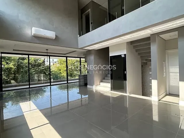 Casa com 411m² 4 quartos e 5 banheiros, à venda, no bairro Alphaville Nova Esplanada em Votorantim