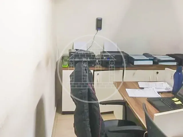 Casa com 360m², à venda, no bairro Piratininga em Osasco