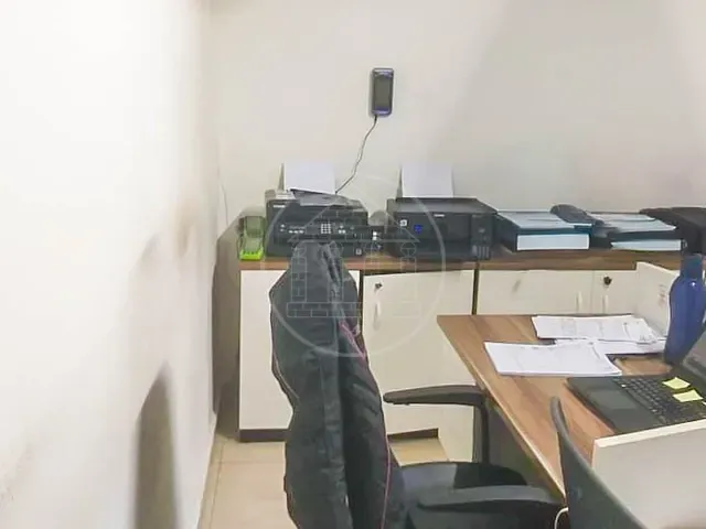 Casa com 360m², à venda, no bairro Piratininga em Osasco