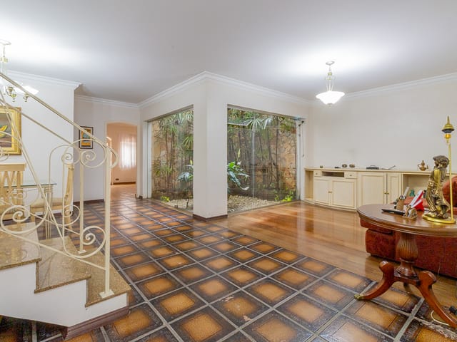 Casa com 250m² 5 quartos e 5 banheiros, à venda, no bairro Vila Formosa em São Paulo
