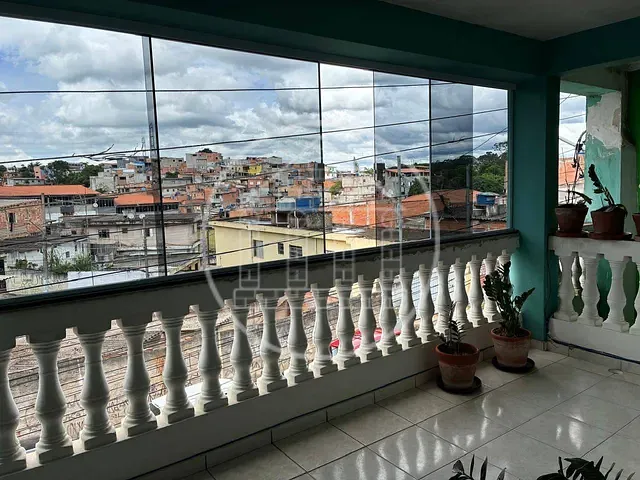 Casa com 250m² 3 quartos e 2 banheiros, à venda, no bairro Jardim Itajai em São Paulo