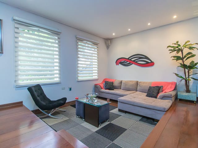 Casa com 389m² 4 quartos e 7 banheiros, à venda, no bairro Jardim da Glória em São Paulo