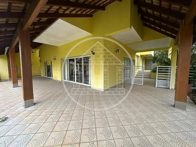 Casa com 669m² 3 quartos e 4 banheiros, à venda, no bairro Interlagos em São Paulo