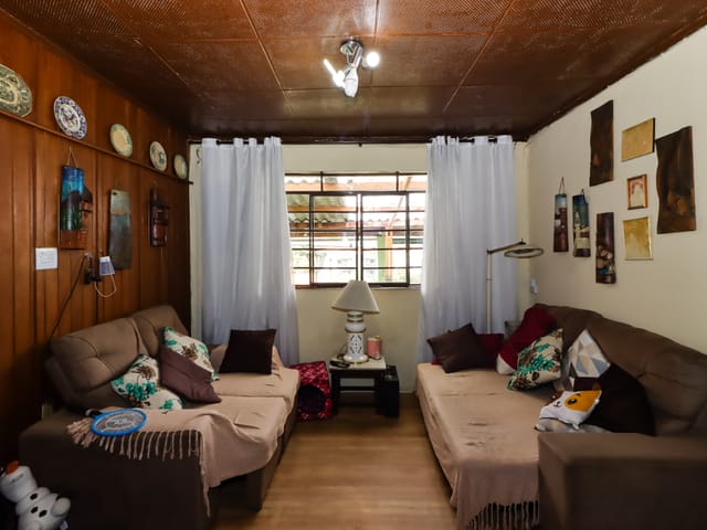 Casa com 518m² 2 quartos e 2 banheiros, à venda, no bairro Vila Mangalot em São Paulo