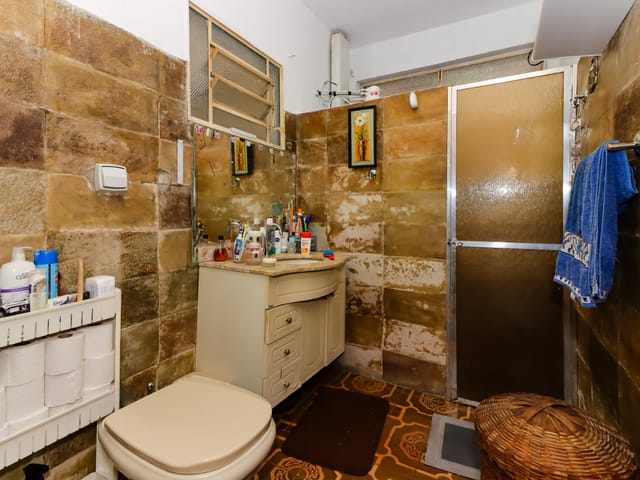 Casa com 518m² 2 quartos e 2 banheiros, à venda, no bairro Vila Mangalot em São Paulo