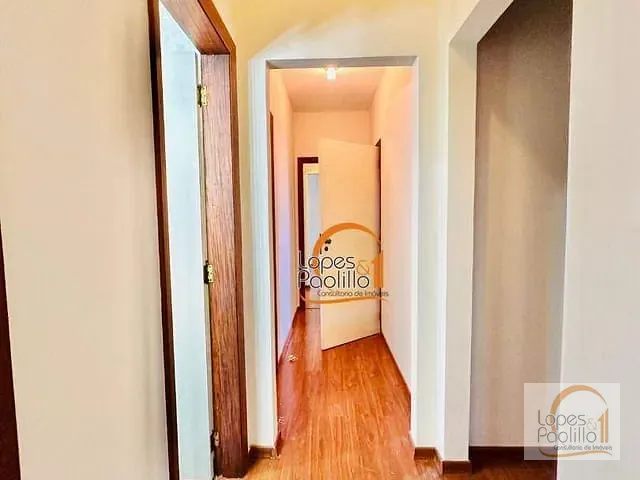 Casa com 1054m² 4 quartos e 5 banheiros, para alugar, no bairro Condomínio Flamboyant-B em Atibaia