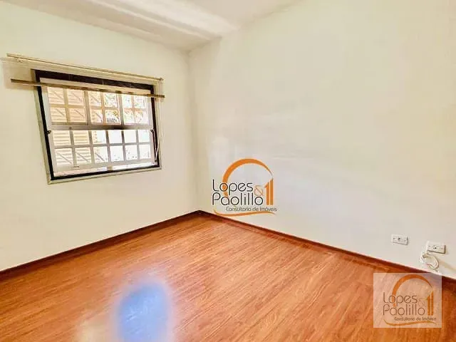 Casa com 1054m² 4 quartos e 5 banheiros, para alugar, no bairro Condomínio Flamboyant-B em Atibaia