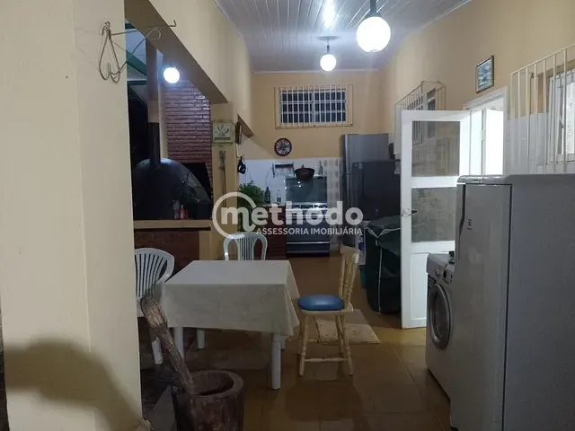Casa com 1800m² 4 quartos e 3 banheiros, à venda, no bairro Dos Silva em Morungaba