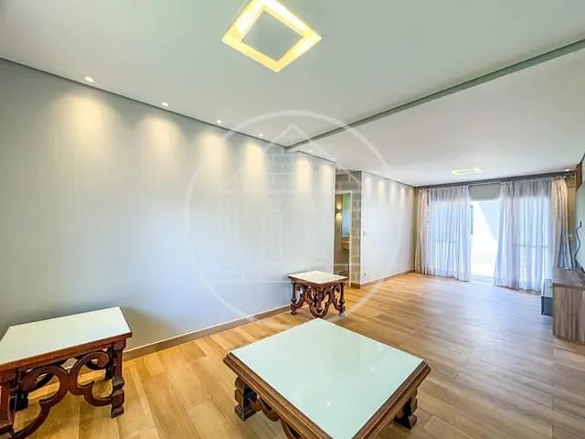 Casa 3 quartos e 7 banheiros, à venda, no bairro Interlagos em São Paulo