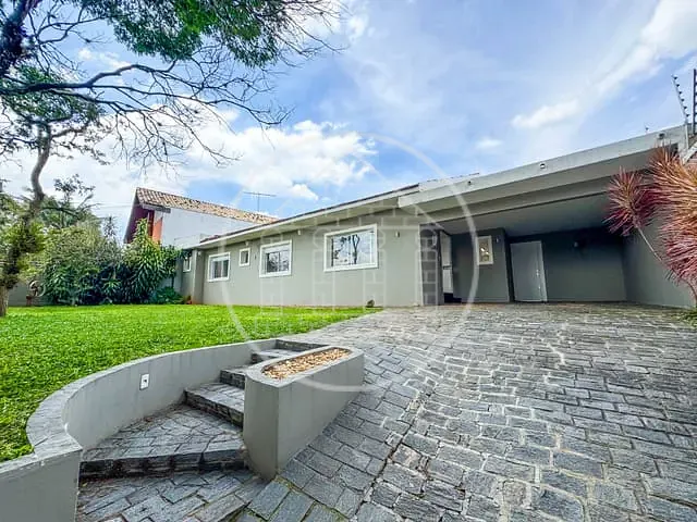 Casa 3 quartos e 7 banheiros, à venda, no bairro Interlagos em São Paulo