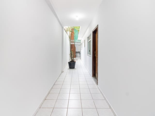 Casa com 196m² 5 quartos e 4 banheiros, à venda, no bairro Parque Maria Domitila em São Paulo