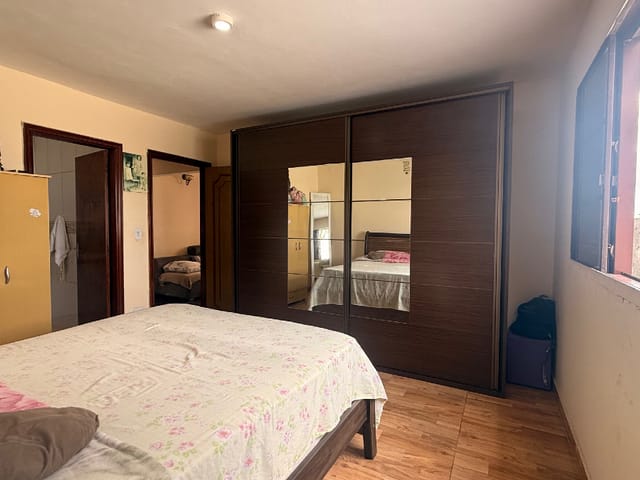 Casa com 360m² 4 quartos e 2 banheiros, à venda, no bairro Chácara Santa Maria em São Paulo