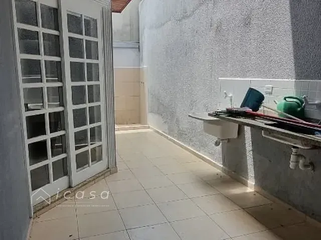 Casa com 218m² 5 quartos e 3 banheiros, à venda, no bairro Jardim Apolo em São José dos Campos